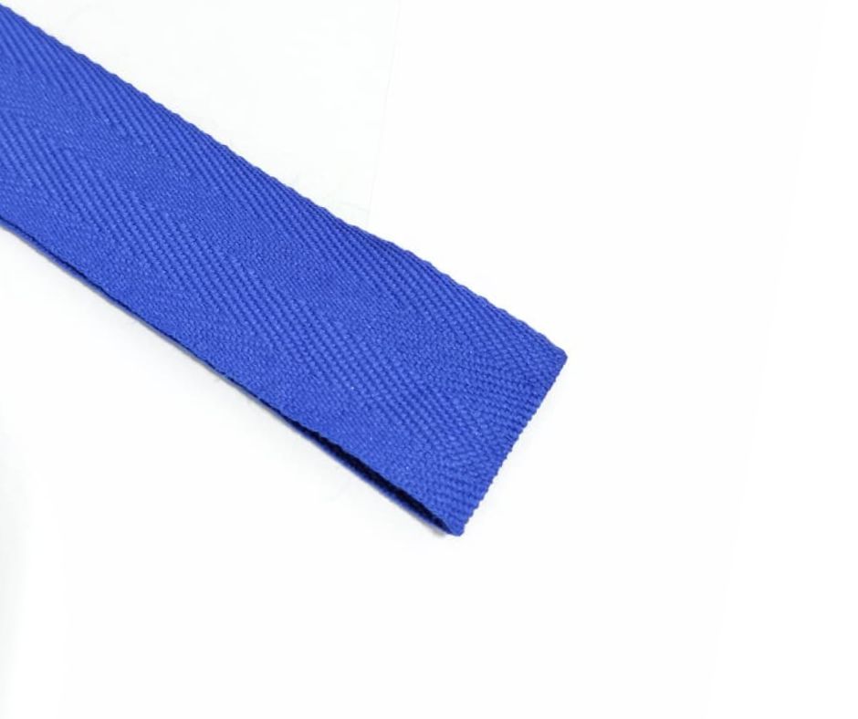 tali webbing motif warna biru